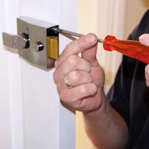 Locksmith Of Long Beach Long Beach, CA 562-567-6818